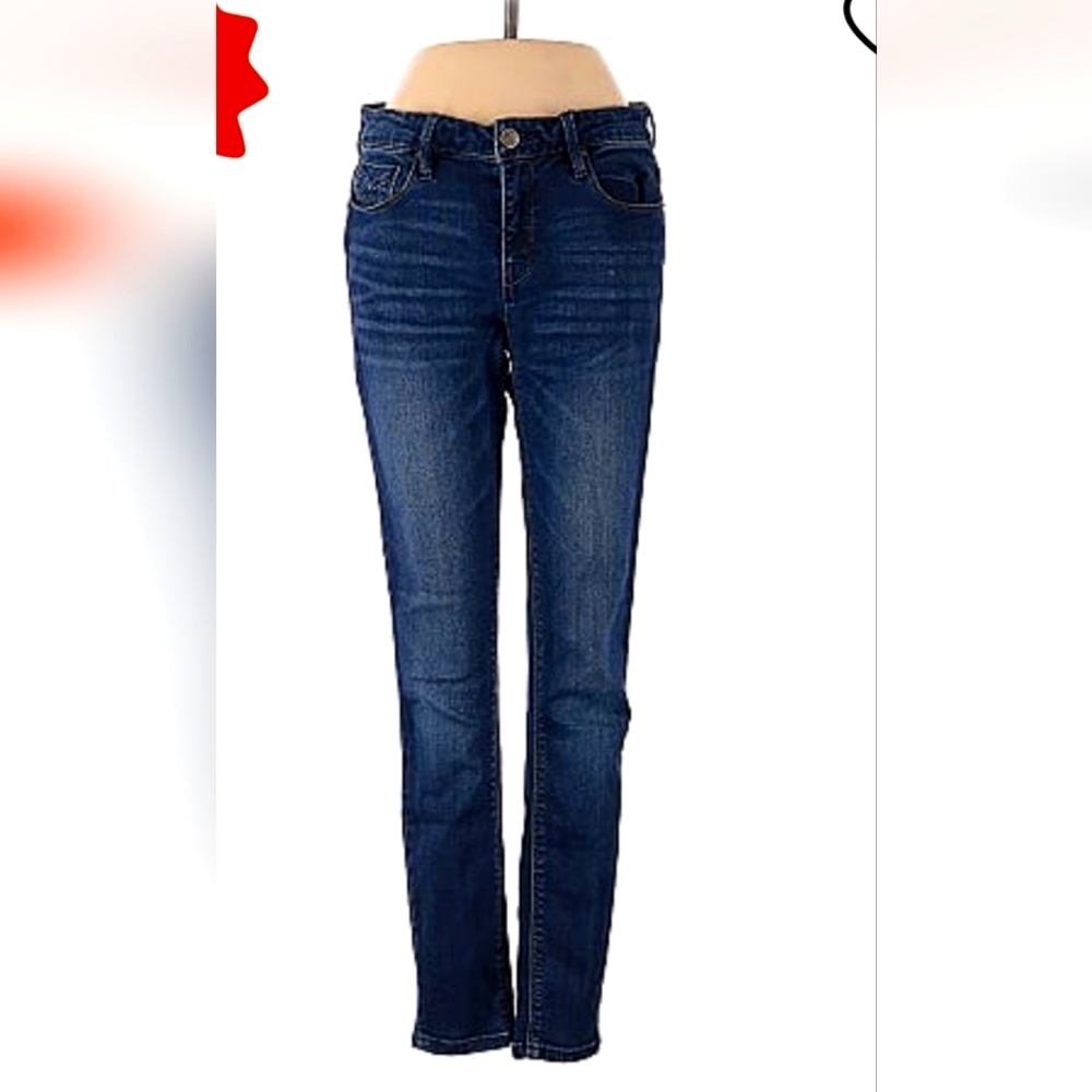 LADIES JEANS INVENTORY CLOSEOUT!